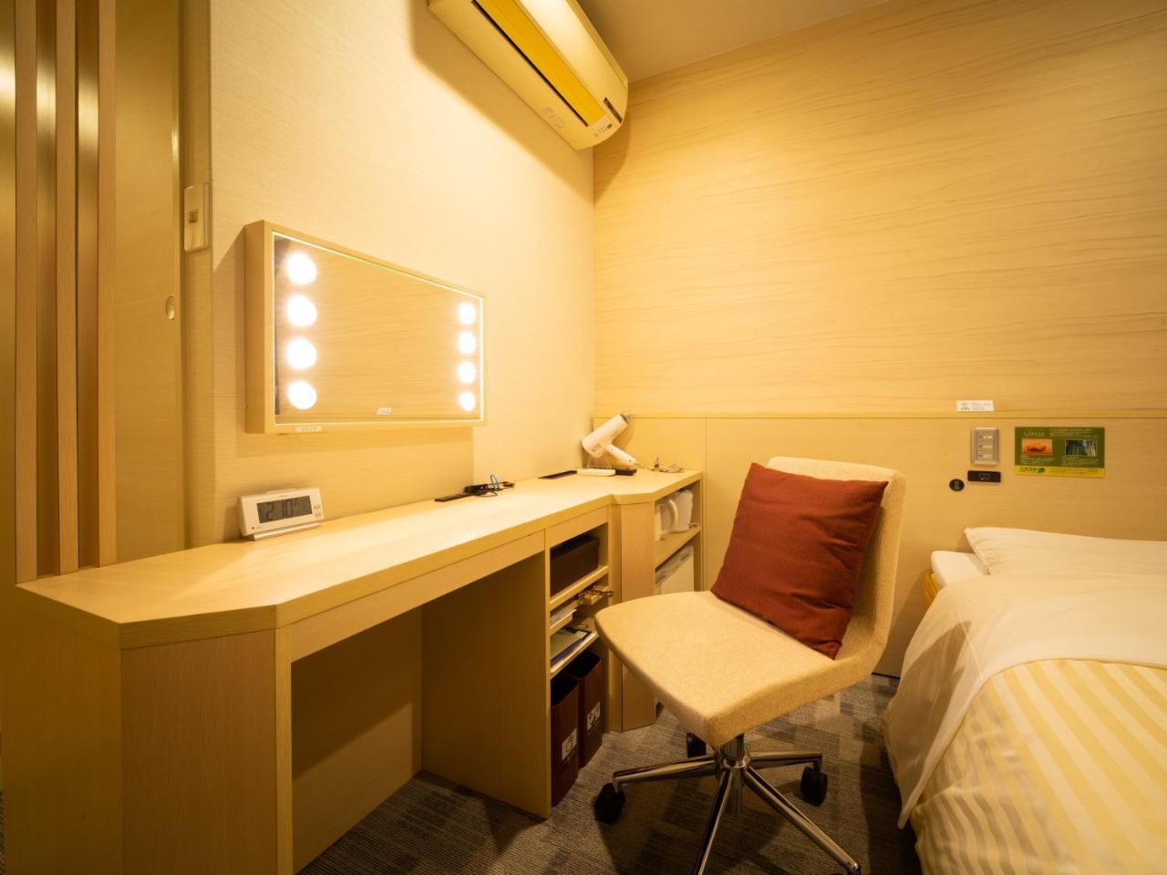 Natural Hot Spring Super Hotel Kumamoto Chamber Of Commerce Exterior foto